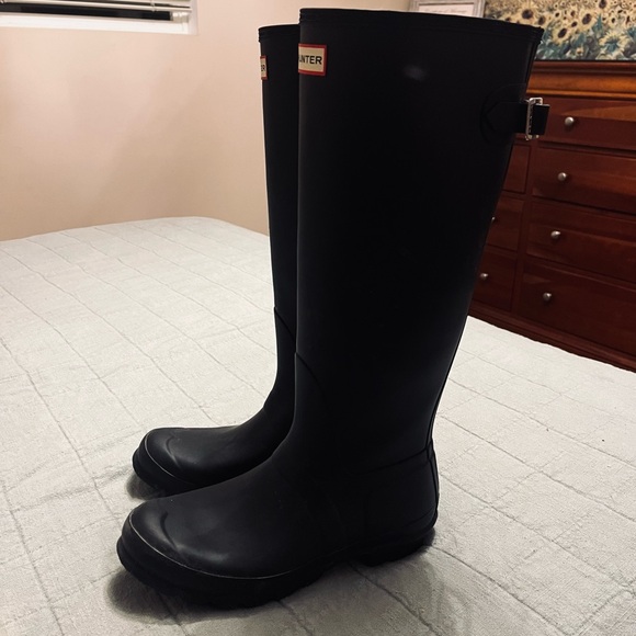 Women’s Hunter Boots - Picture 1 of 3